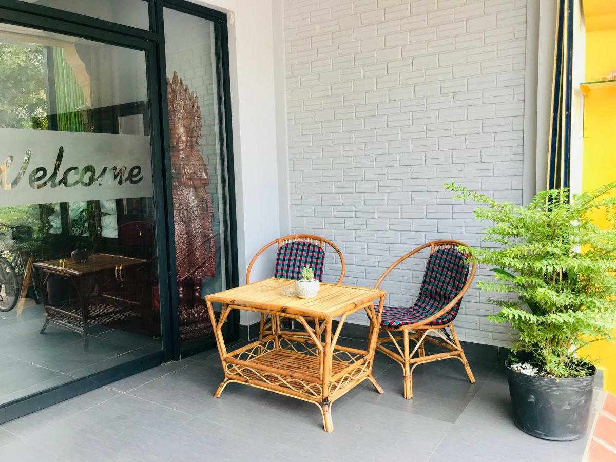 Maison Rivera Guest House Kampot Exterior photo