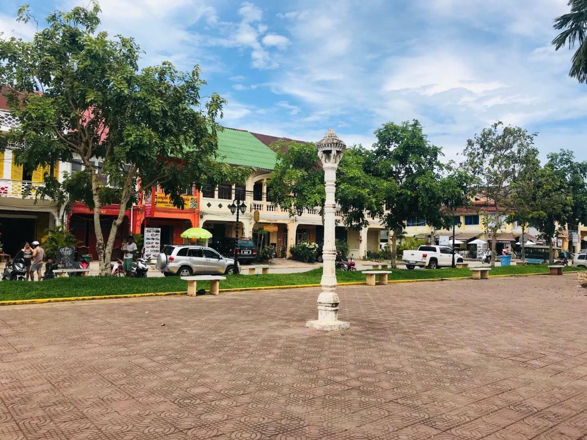 Maison Rivera Guest House Kampot Exterior photo